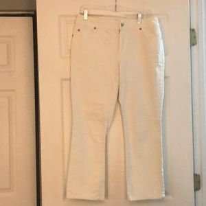 Chico’s Capri stretch ankle pants